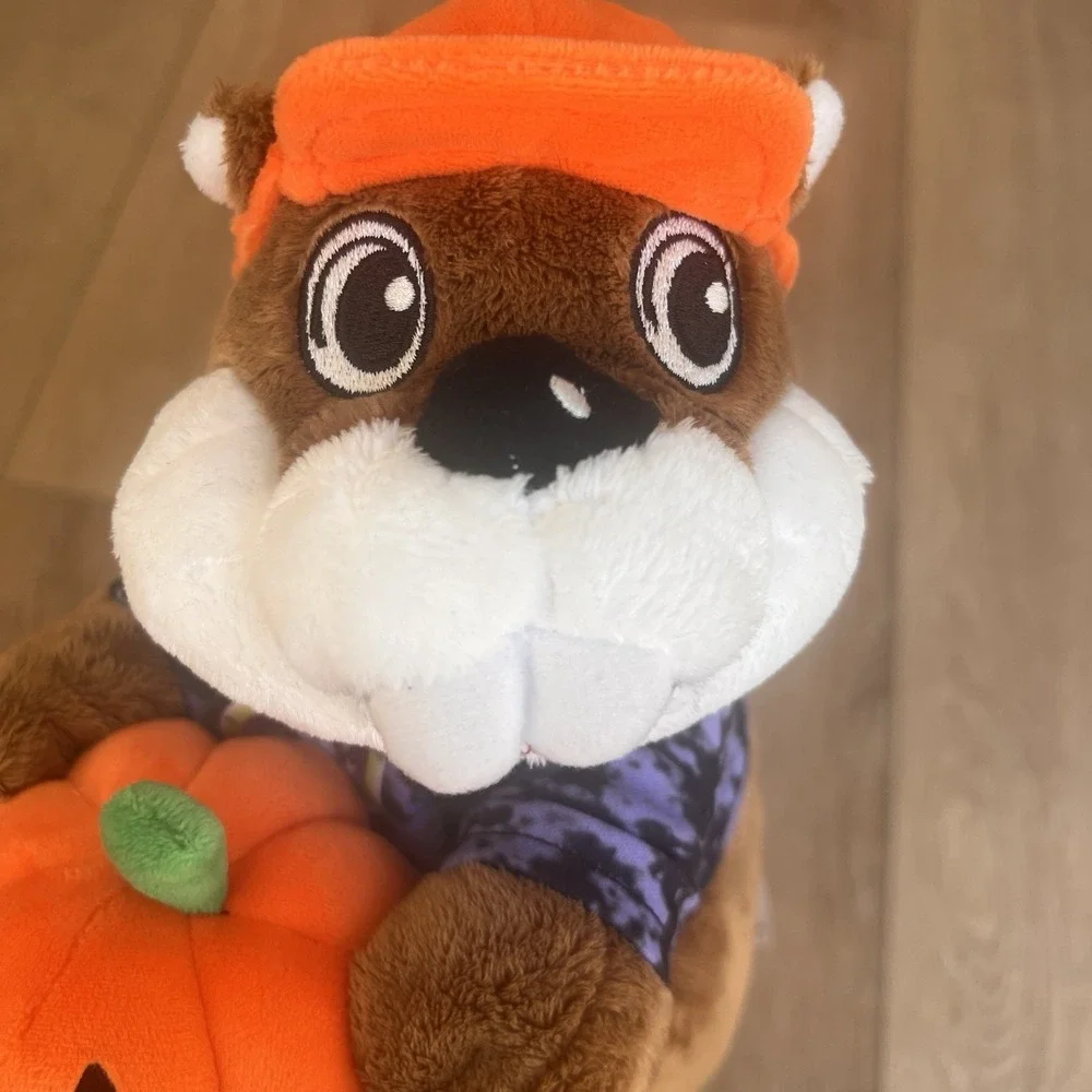 BUC-EE'S‎ Beaver Halloween 10